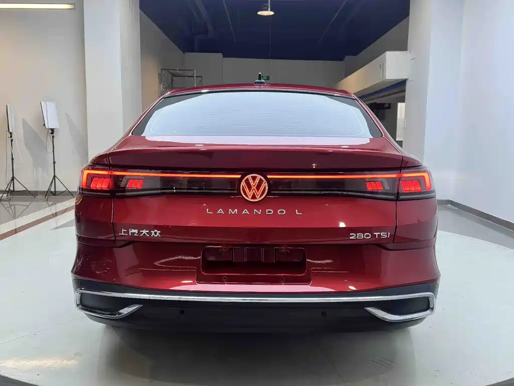 VOLKSWAGEN LINGDU