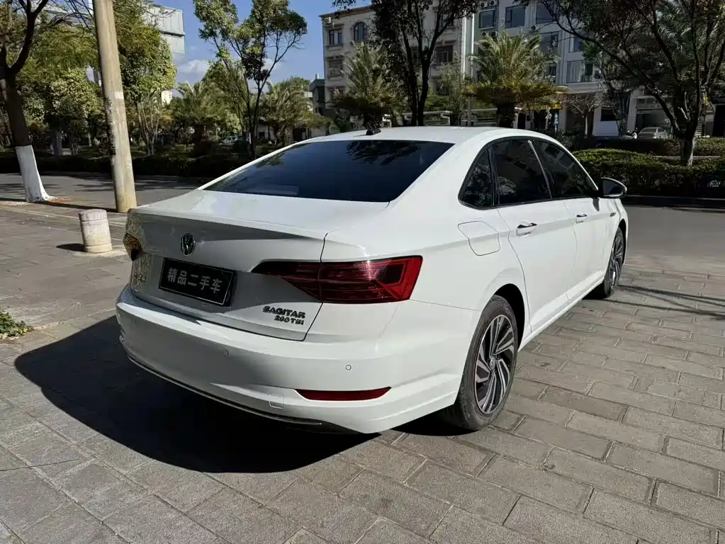 Volkswagen Sagitar — миниатюра 4