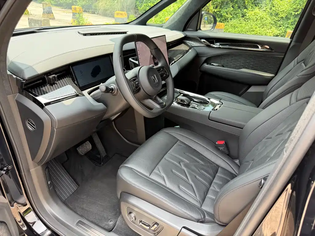 Zeekr 009 2024 мест Executive 108kWh