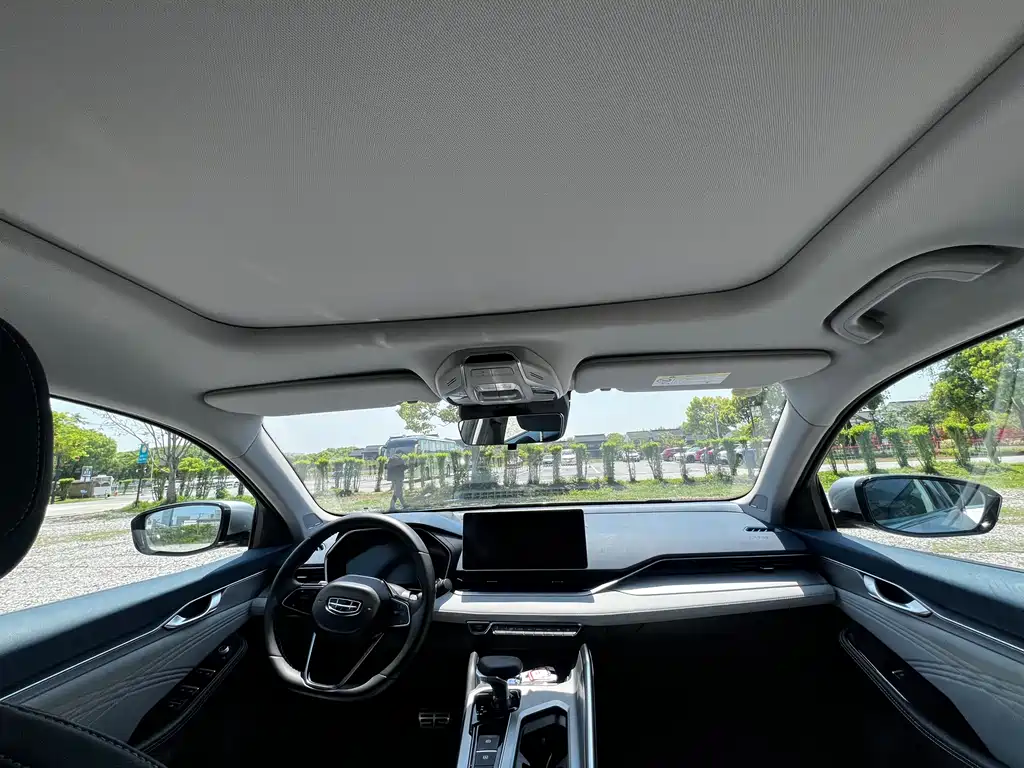 Geely Preface 2023 2.0TD Luxury