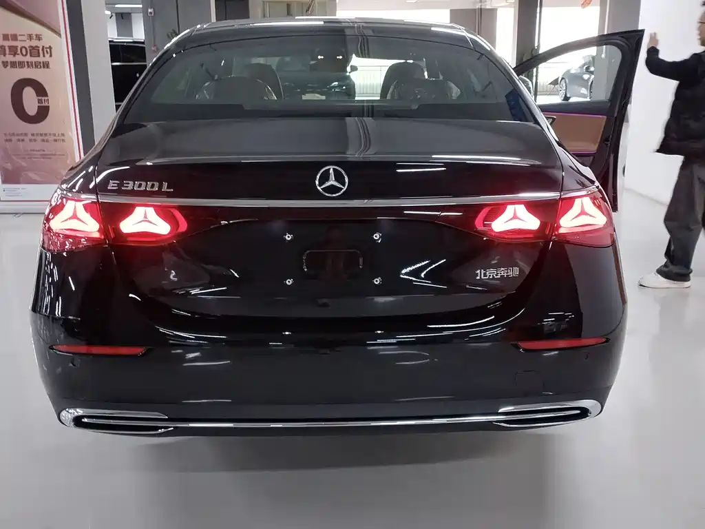 Mercedes-Benz E-Class E 2026 E 300 L Luxury