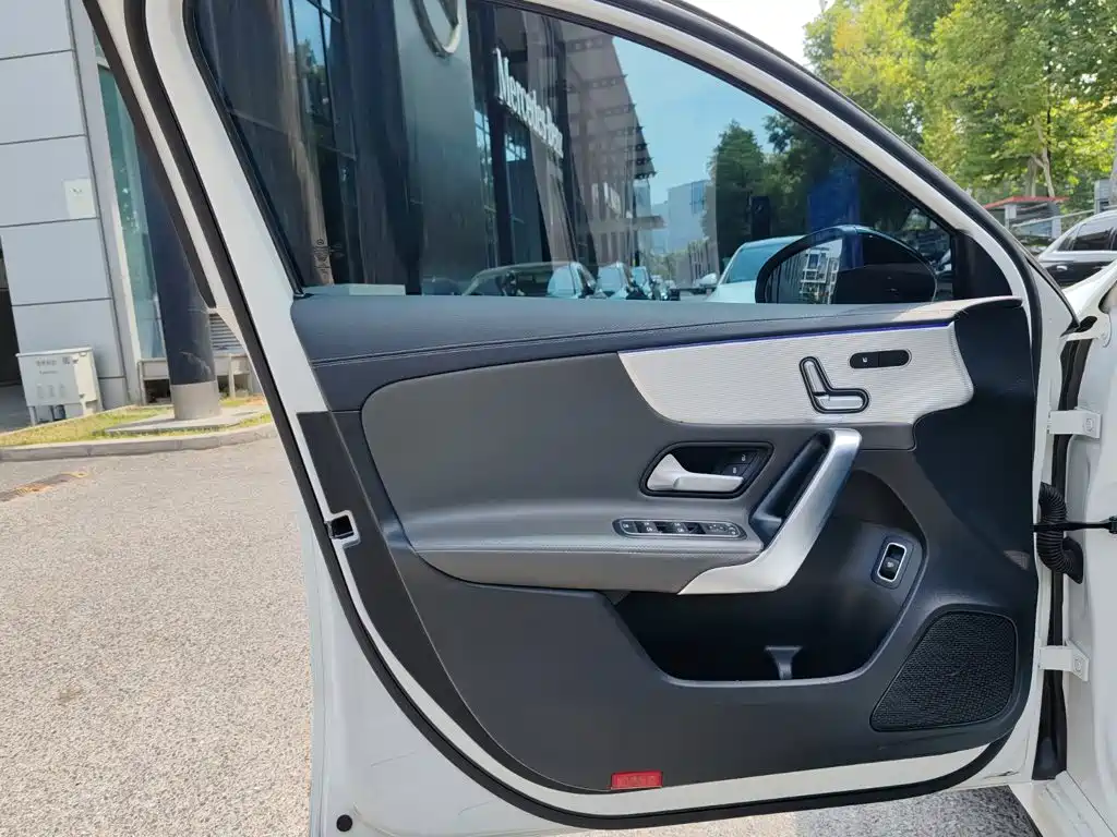 Mercedes-Benz A-Class AMG — миниатюра 12