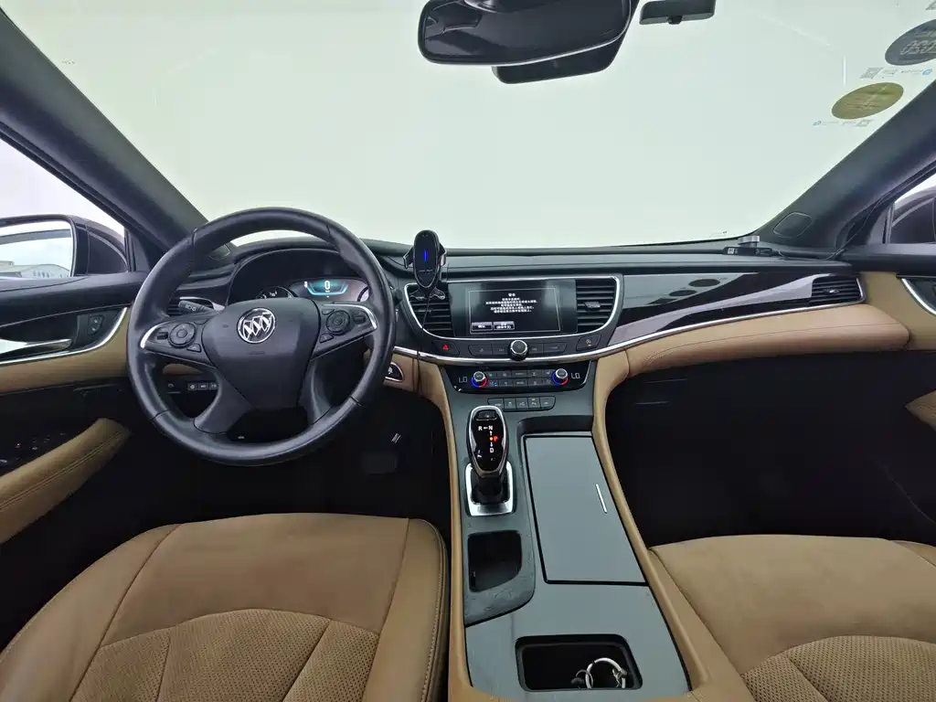 Buick LaCrosse — миниатюра 20