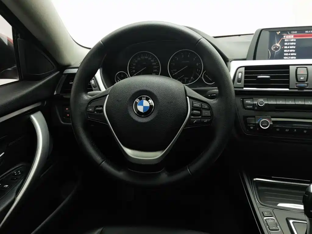 BMW 4 Series — миниатюра 11