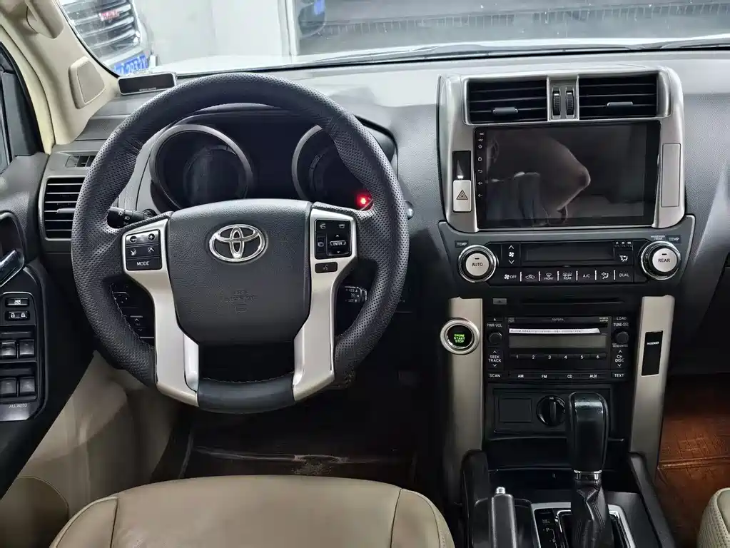 Toyota Land Cruiser Prado 2010 4.0L AT TX-L