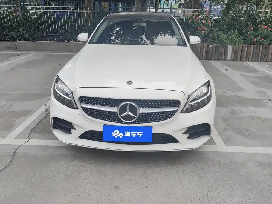 Mercedes-Benz C-Class — миниатюра 2