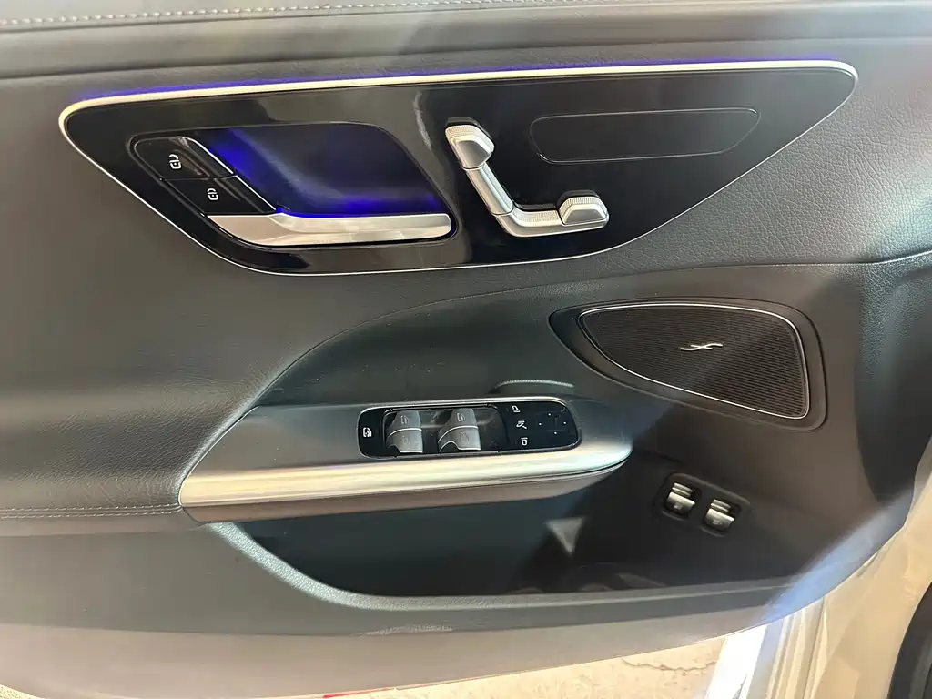 Mercedes-Benz C-Class New Energy — миниатюра 11