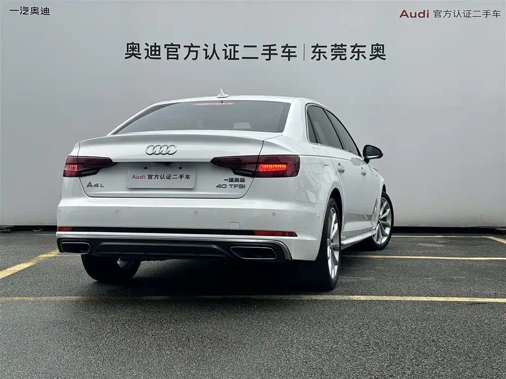AUDI A4L