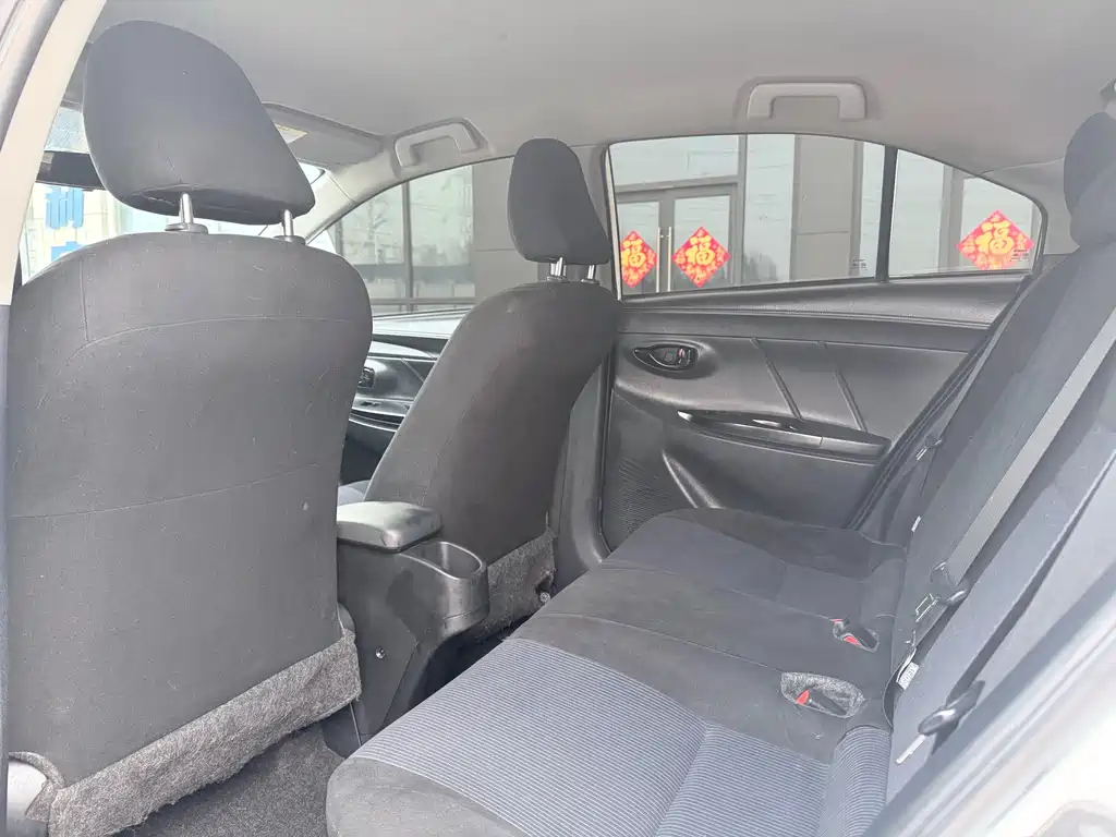 TOYOTA YARIS L TO ENJOY