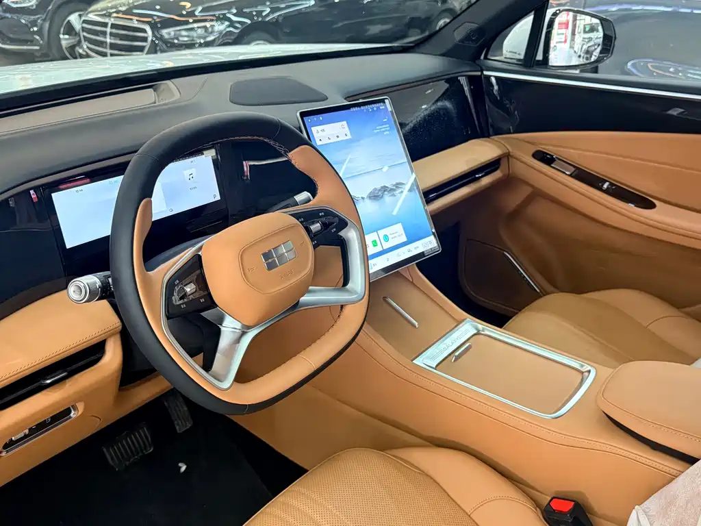 Geely Galaxy Galaxy L7 L7 2025 EM-i 115km