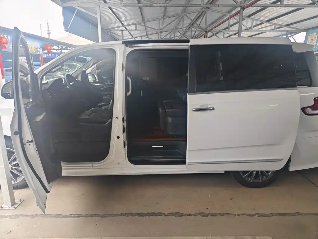 SAIC MAXUS CHASE G10