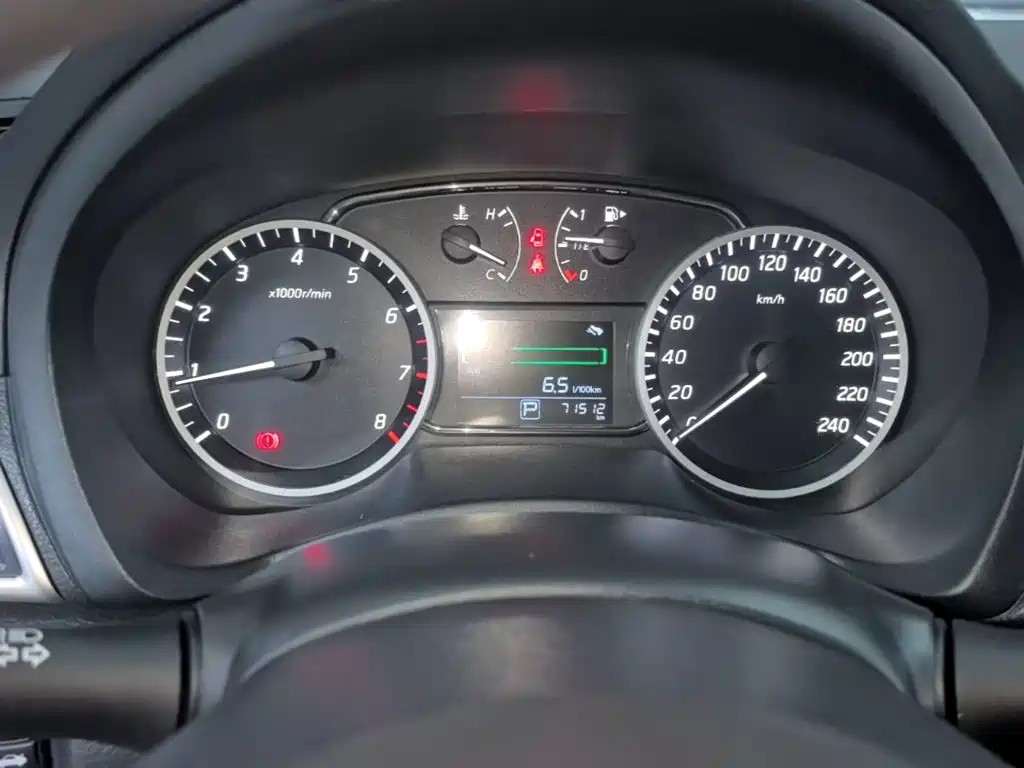 Nissan Sylphy — миниатюра 12