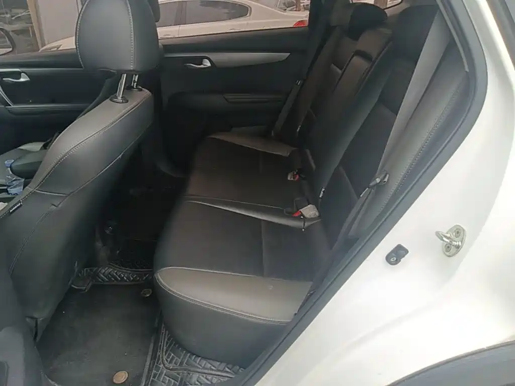Kia Sportage — миниатюра 17