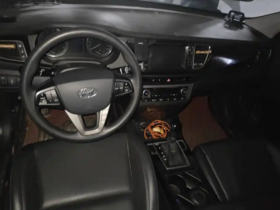 Hyundai Mistra — миниатюра 12