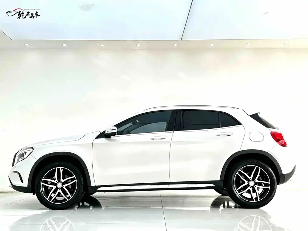 Mercedes-Benz GLA — миниатюра 4