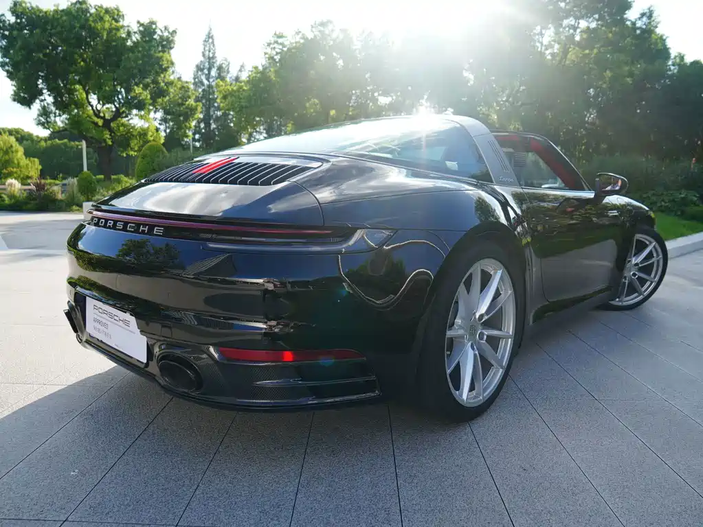 Porsche 911 — миниатюра 14