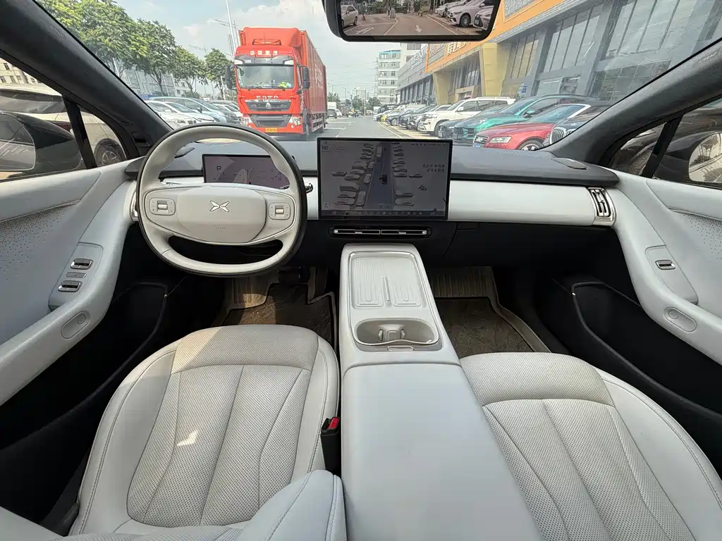 Xpeng P7 + 2025 Max Flagship