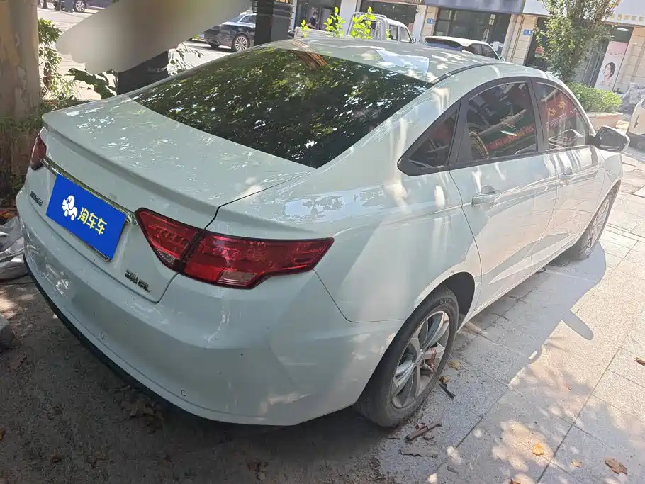 Geely Emgrand GL — миниатюра 3