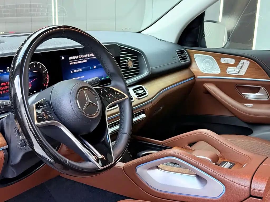 Mercedes-Benz GLS — миниатюра 4