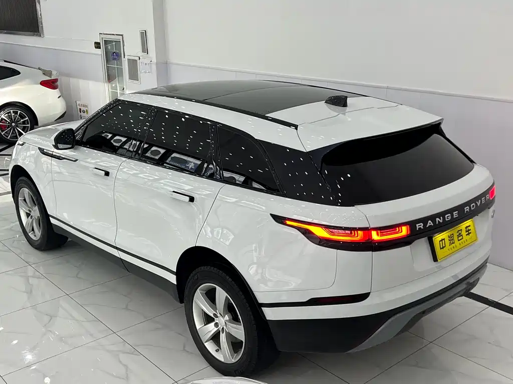 Land Rover Velar — миниатюра 13