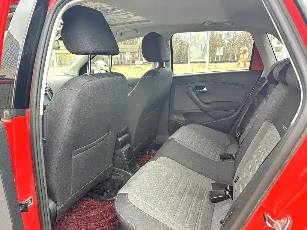 Volkswagen Polo — миниатюра 9