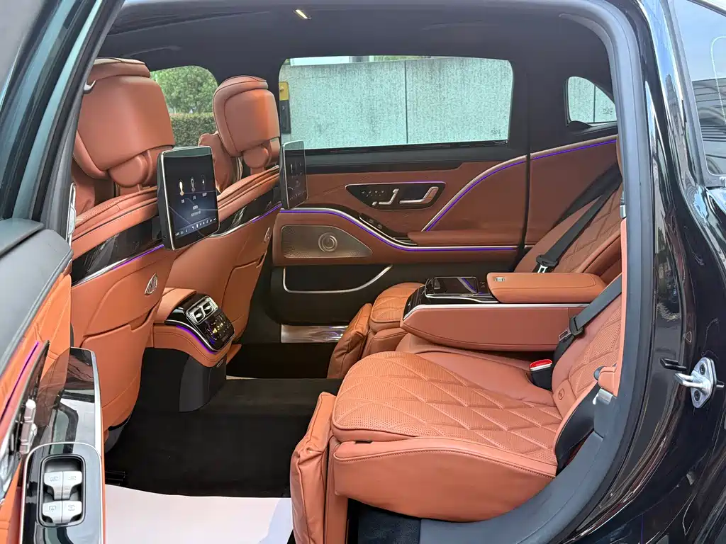 Mercedes-Benz S-Class — миниатюра 7