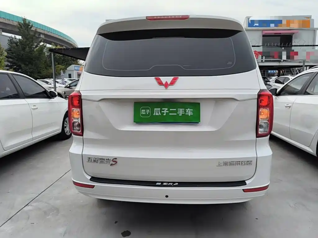 Wuling Hongguang — миниатюра 6