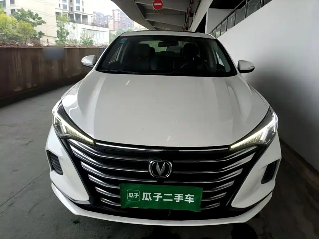 Changan Eado — миниатюра 3