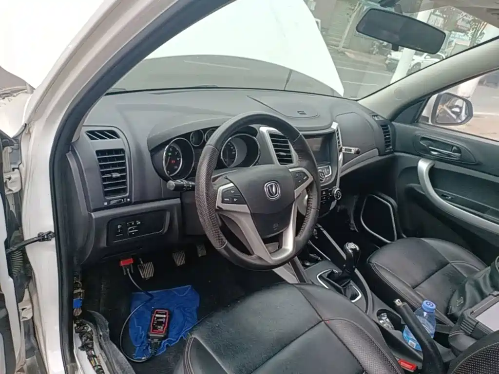 Changan CS35 — миниатюра 10