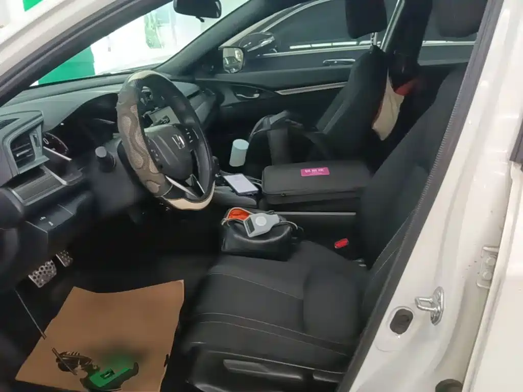 Honda Civic — миниатюра 15