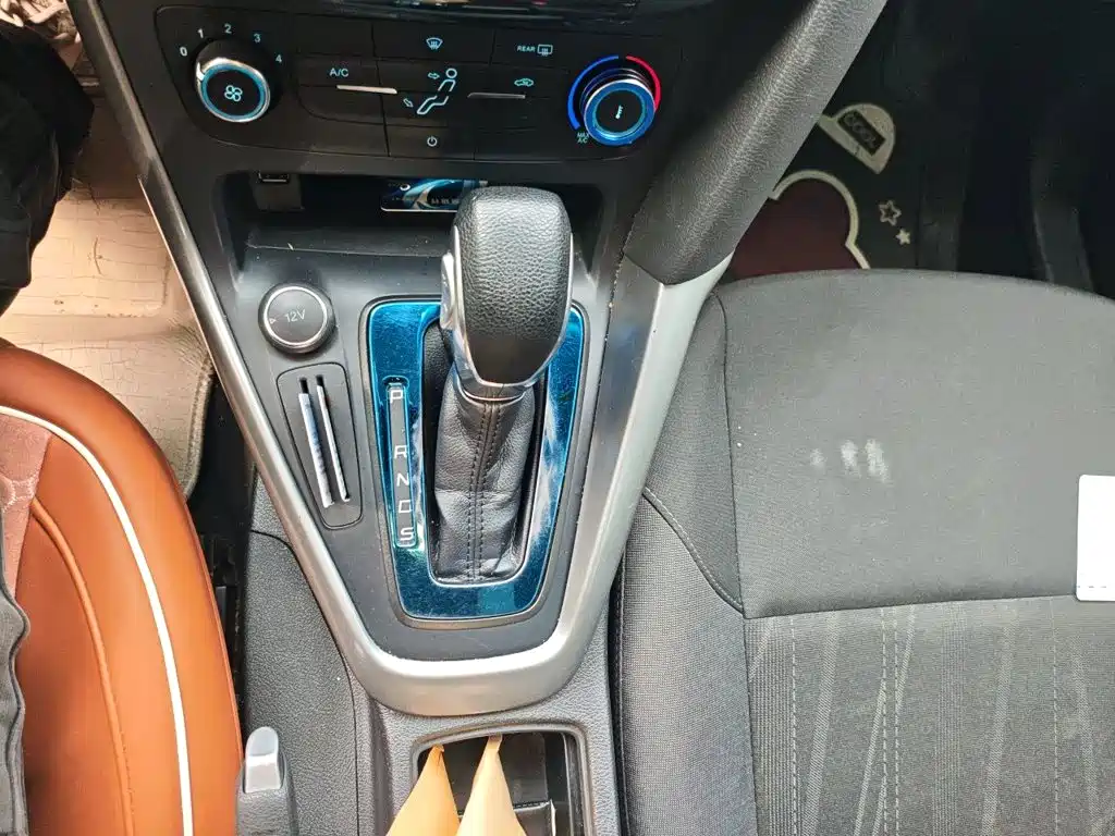 Ford Focus — миниатюра 10