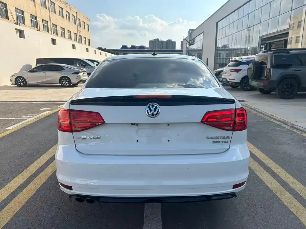 Volkswagen Sagitar — миниатюра 5