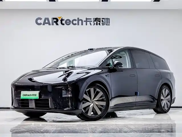 Li Auto IDEAL I8 2025