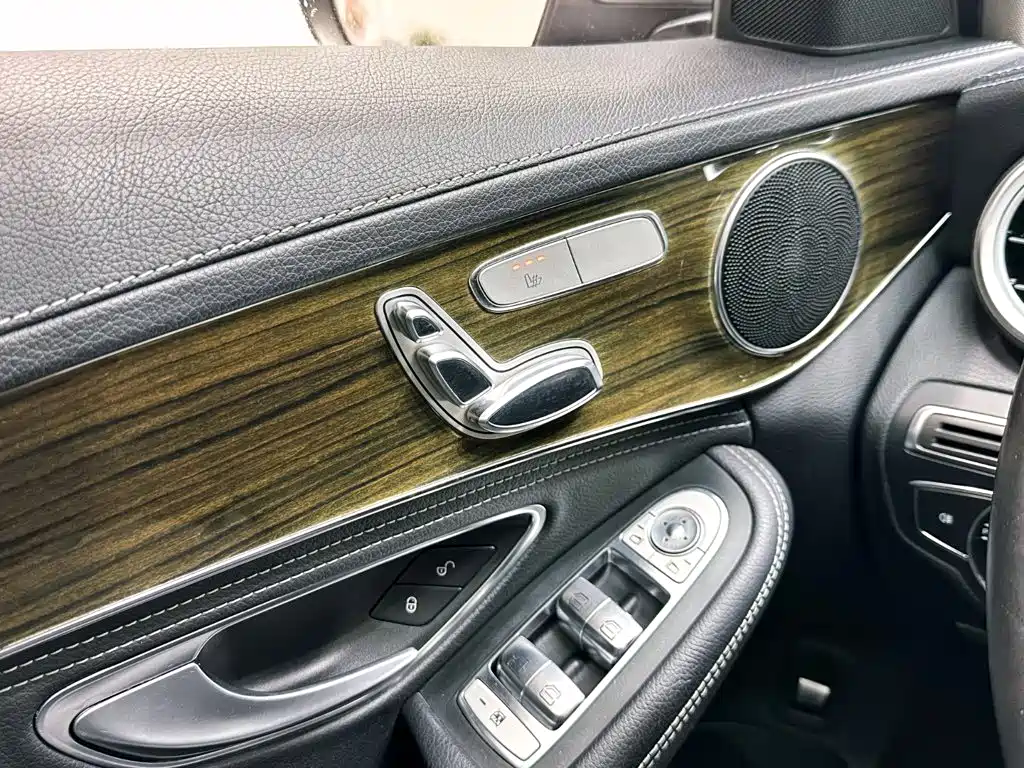 Mercedes-Benz C-Class — миниатюра 15