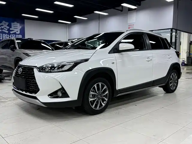 Toyota Yaris L