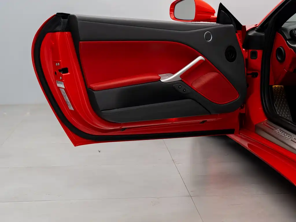 Ferrari F12berlinetta — миниатюра 5