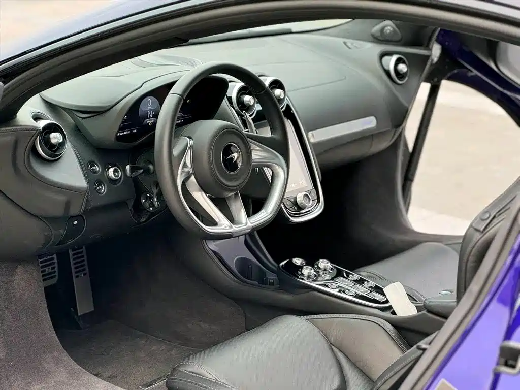 McLaren GT 2023 4.0T