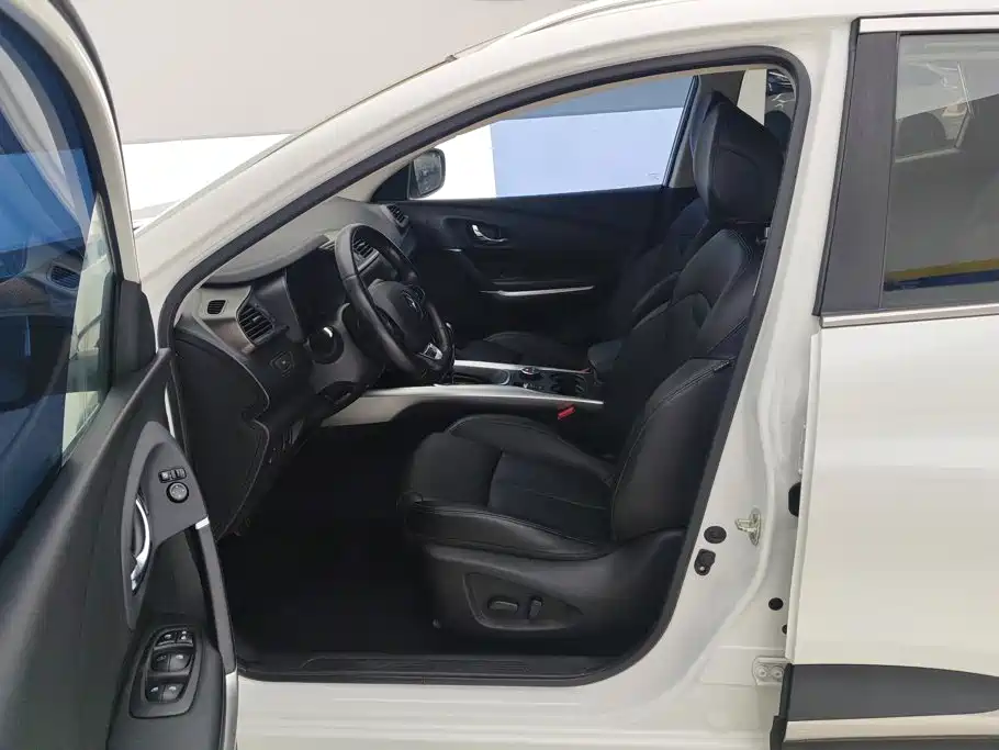 Renault Kadjar — миниатюра 9