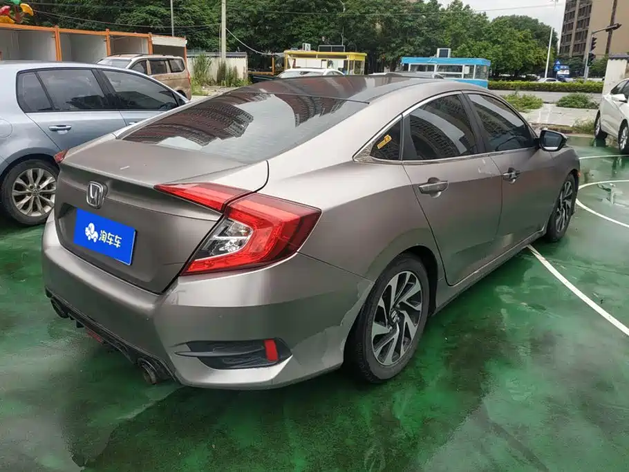 Honda Civic — миниатюра 3