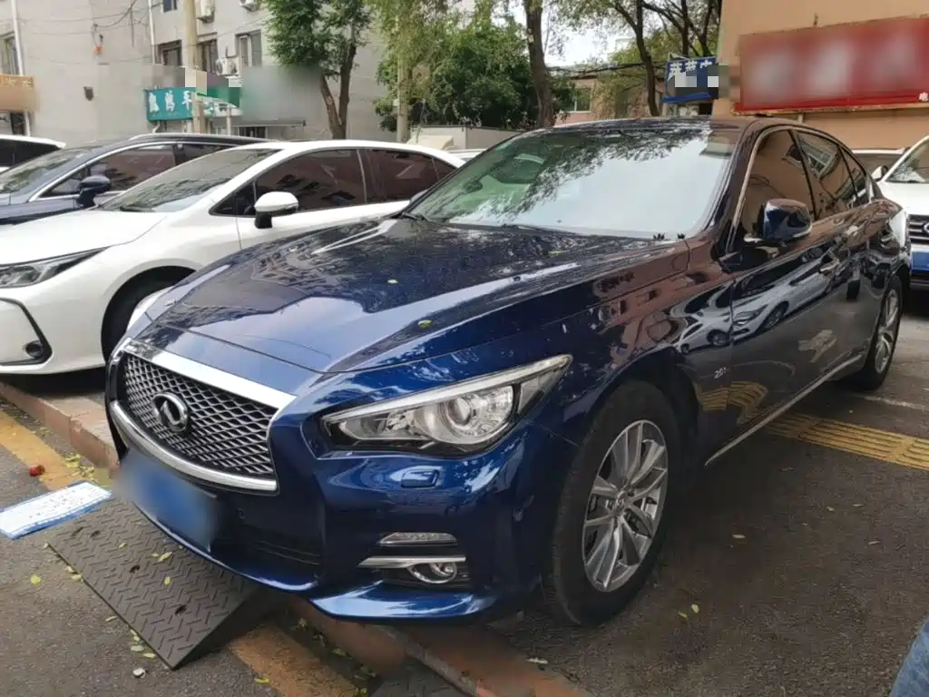 Infiniti Q50L 2016 2.0T Enjoy