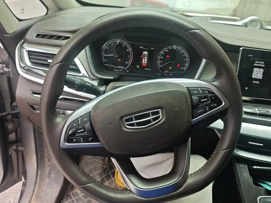 Geely Jia Ji — миниатюра 15
