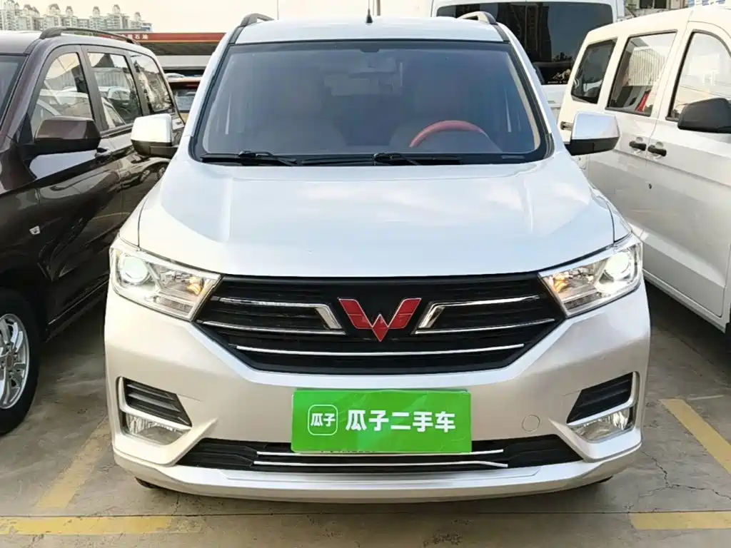 Wuling Hongguang — миниатюра 3