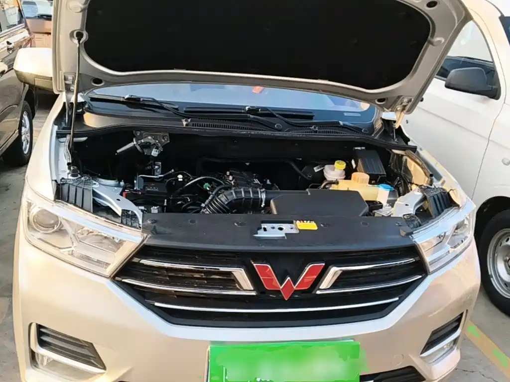 Wuling Hongguang — миниатюра 20
