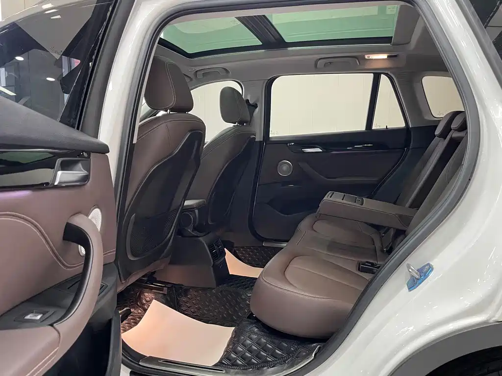 BMW X1 — миниатюра 16