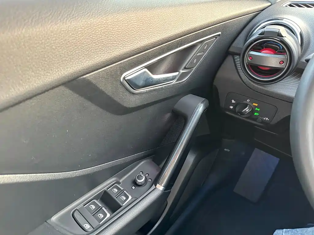 Audi Q2L — миниатюра 22