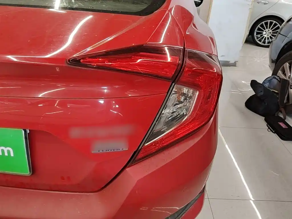 Honda Civic — миниатюра 8