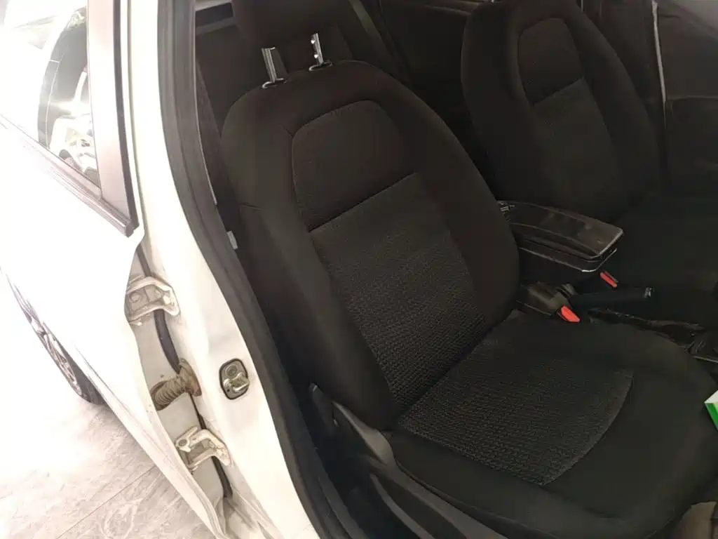 Peugeot 301 — миниатюра 25