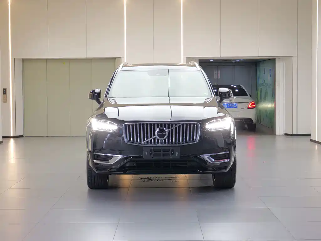 Volvo XC90 — миниатюра 2