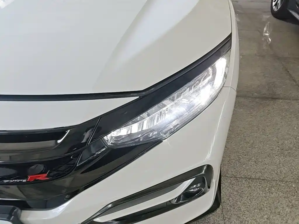 Honda Civic — миниатюра 24