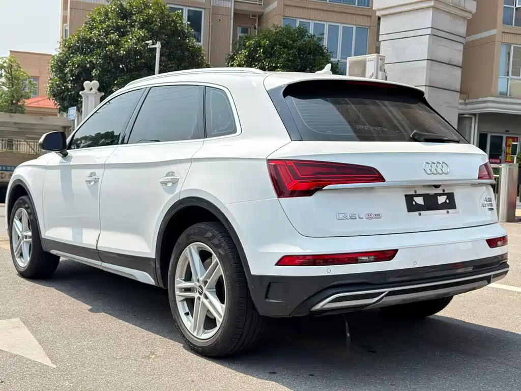 Audi Q5L — миниатюра 8